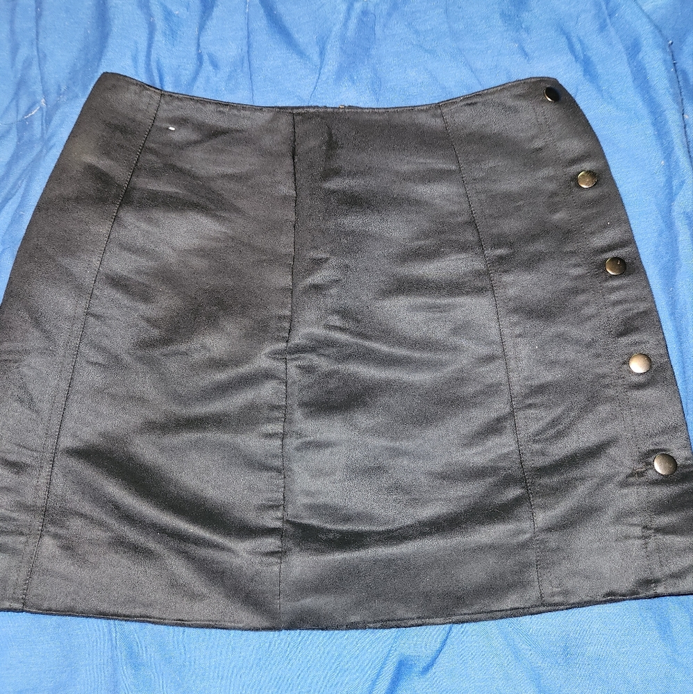 Gap button and zip up skirt